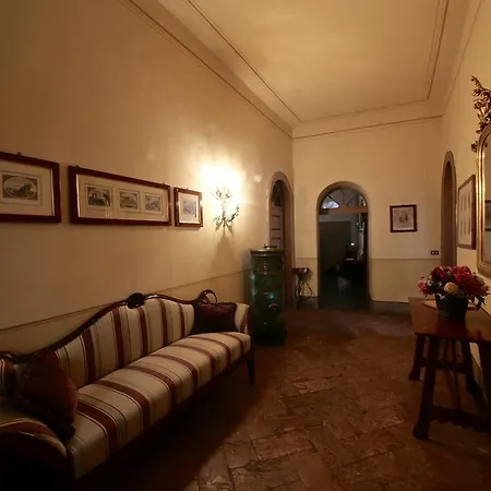 Palazzo Guicciardi *
